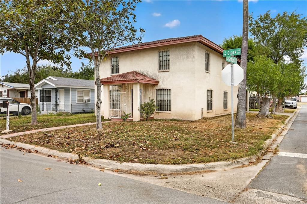 Photo 3 of 721 Clark Avenue