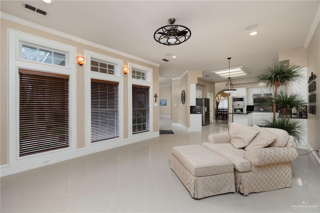 Photo 8 of 1300 Northgate Lane