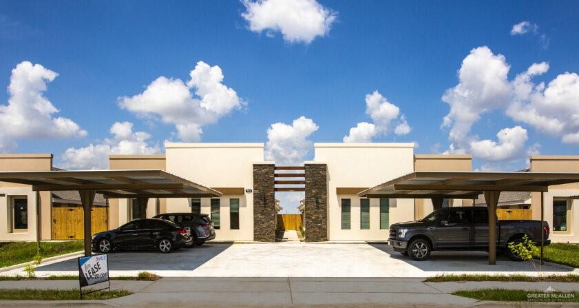 Photo 2 of 1417 Coyote Hills Street #4