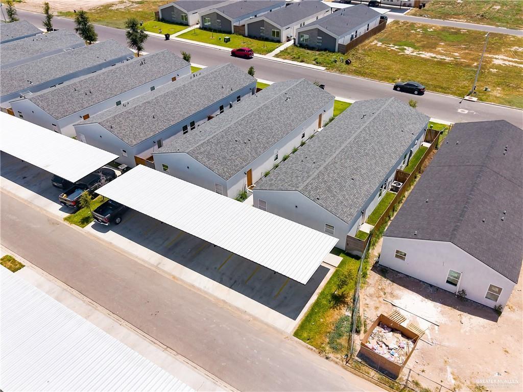 Photo 24 of 2700 Mockingbird Road #1