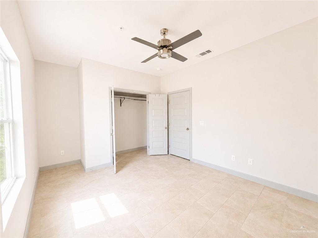 Photo 6 of 921 Jay Avenue #3
