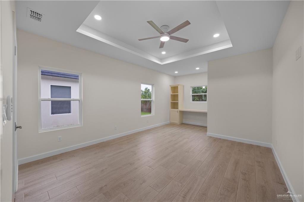 Photo 14 of 3701 Diamondhead Street