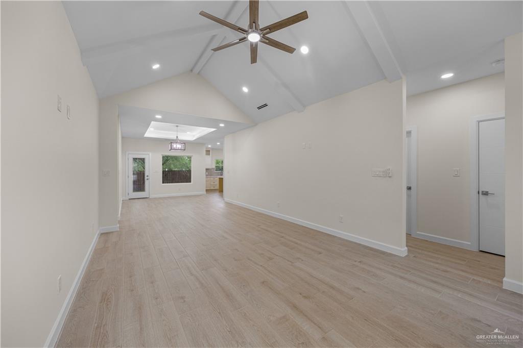 Photo 5 of 3701 Diamondhead Street