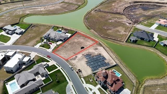 Photo 10 of 4709 Estancia Parkway