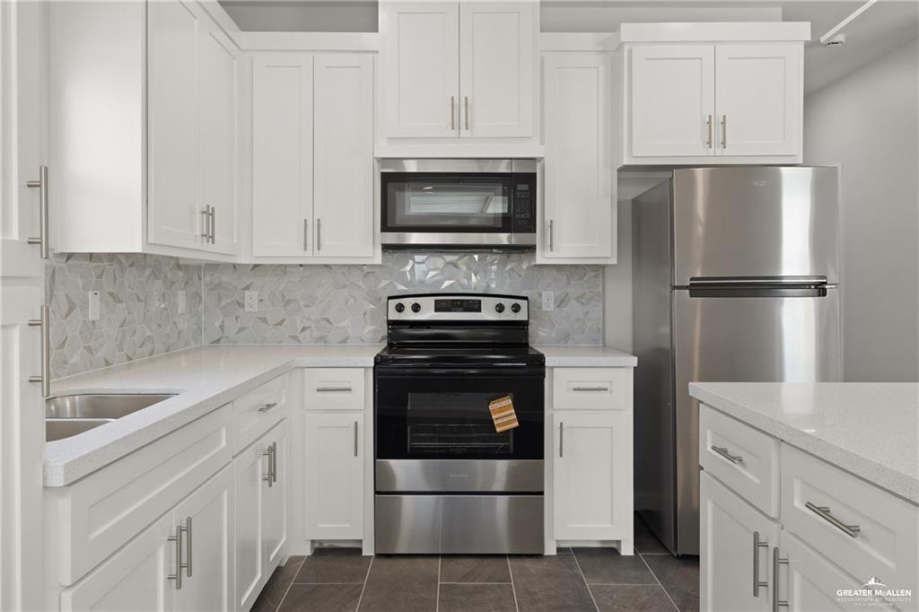 Photo 6 of 1704 Violet Drive #1