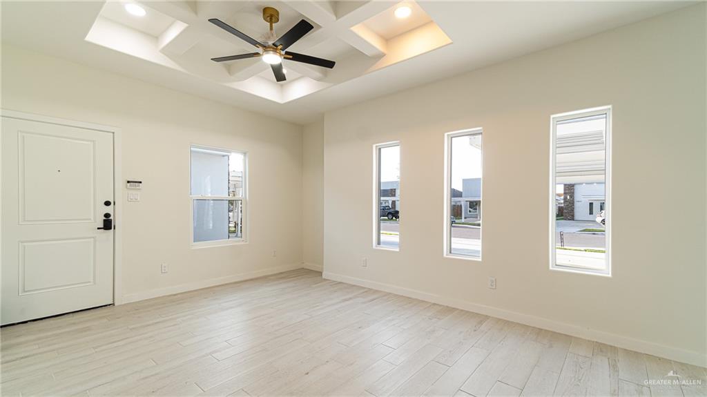 Photo 8 of 5805 Northwestern Avenue #2