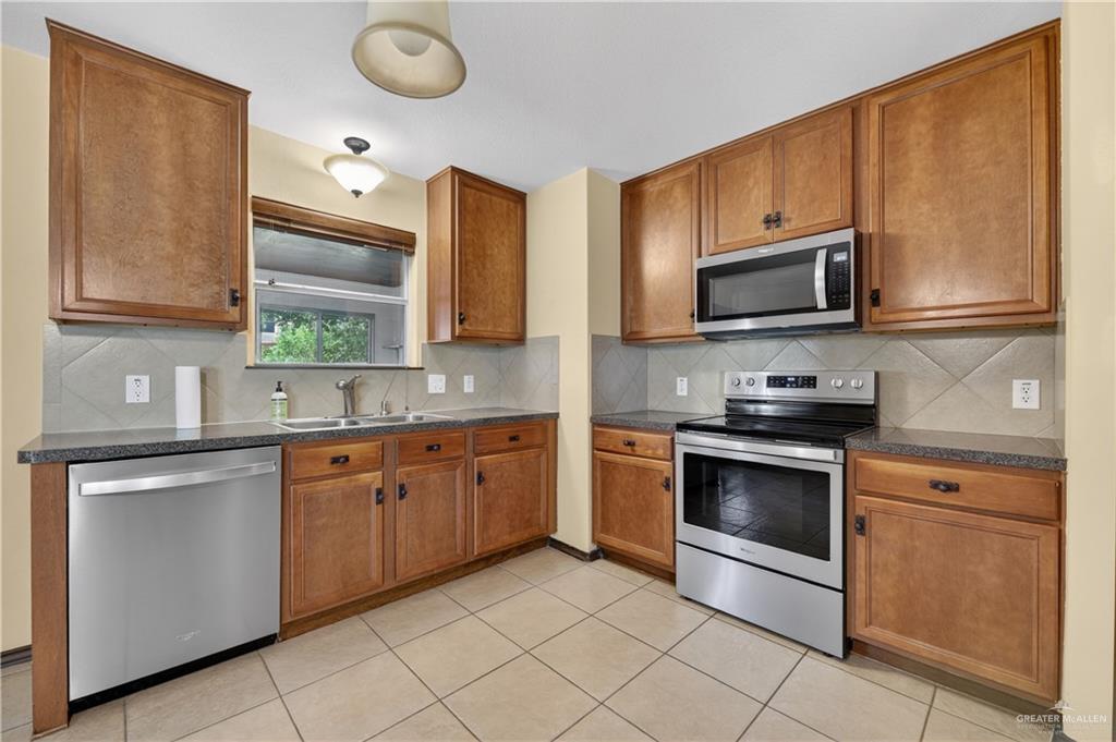 Photo 12 of 606 Barton Drive
