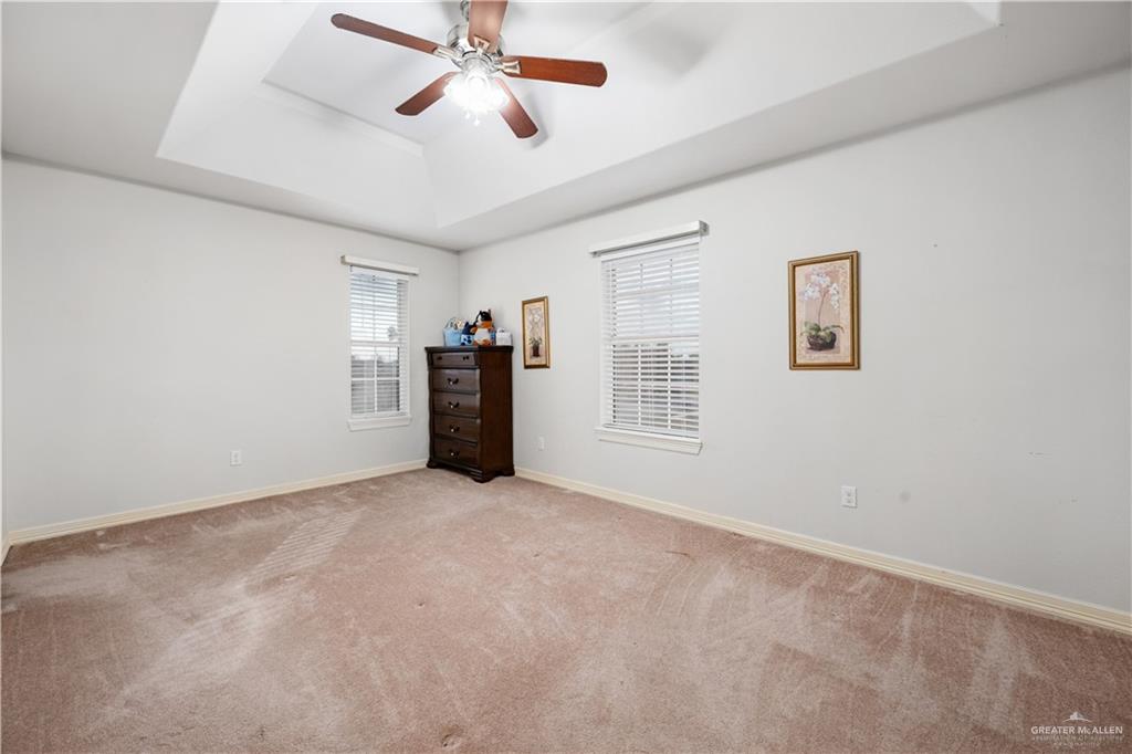 Photo 13 of 816 Woodford Street
