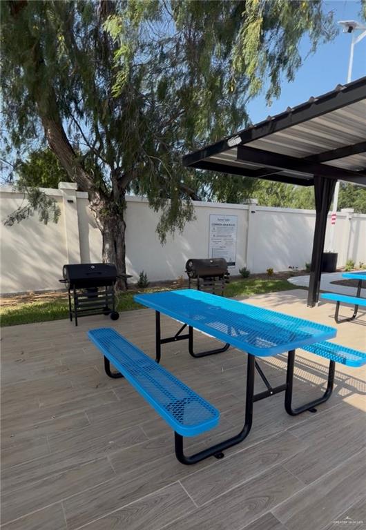 Photo 18 of 4209 Heron Avenue #30