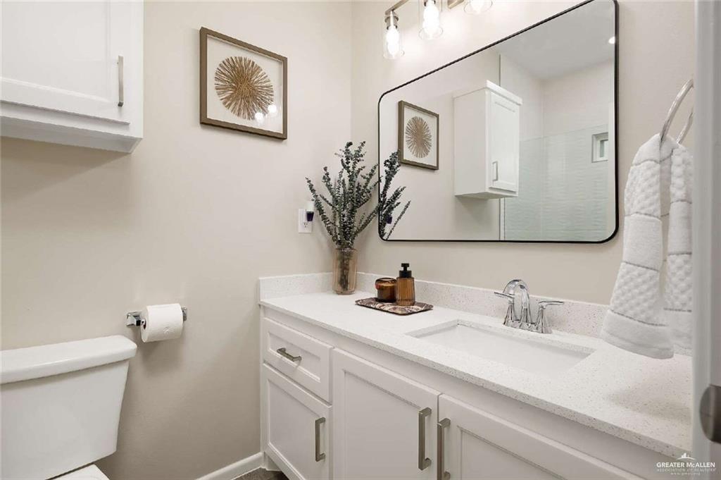 Photo 12 of 2708 Harrison Avenue #4