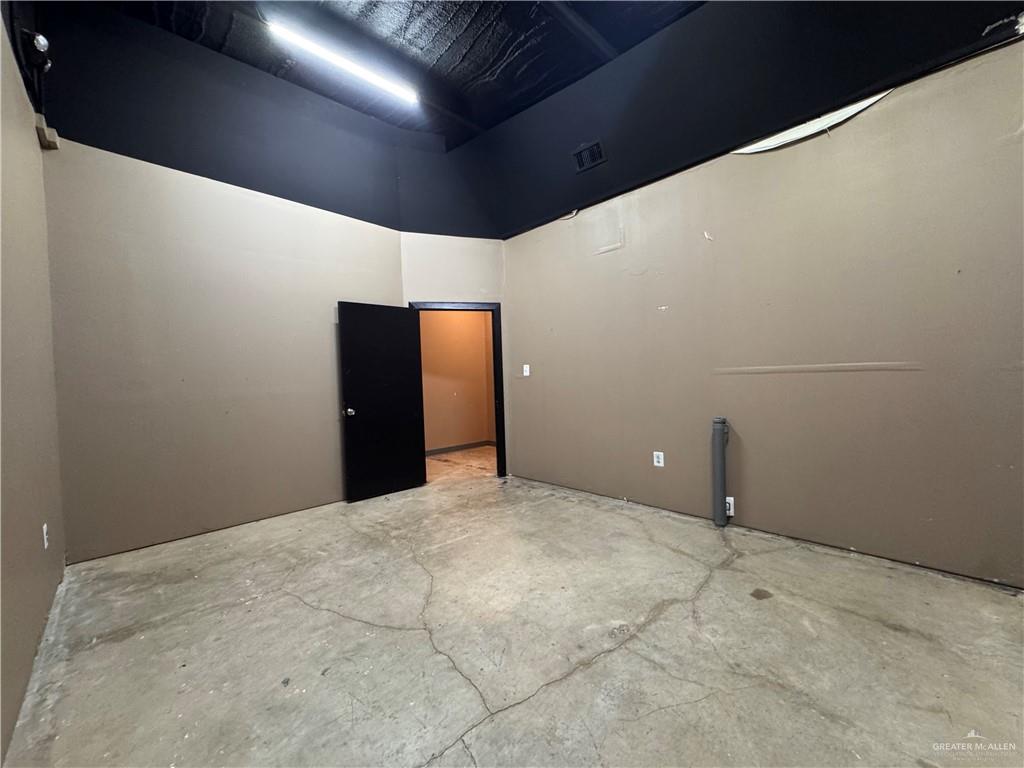 Photo 15 of 103 30th Street
