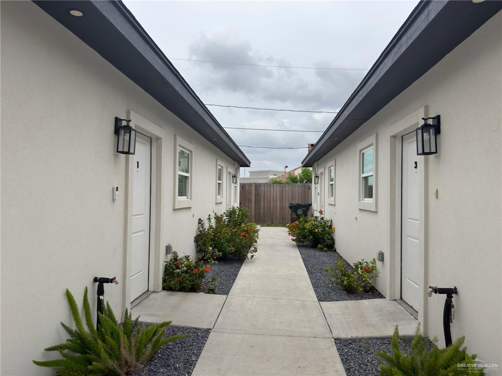 Photo 2 of 401 Bertha Avenue