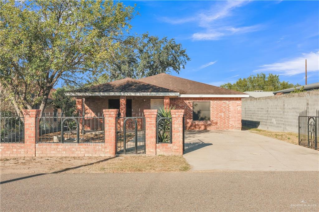 Photo 1 of 537 Benito Street, Rio Grande City