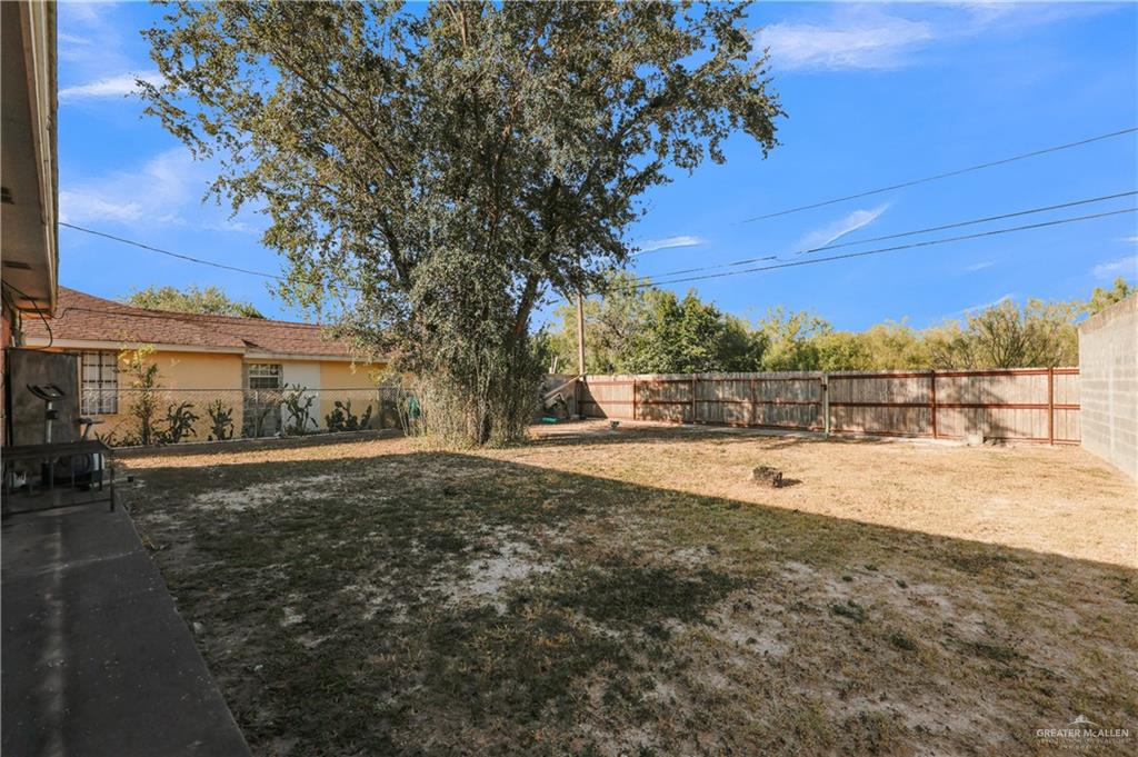 Photo 14 of 537 Benito Street