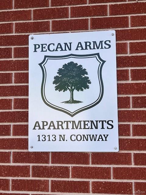 Photo 3 of 1313 Conway Avenue