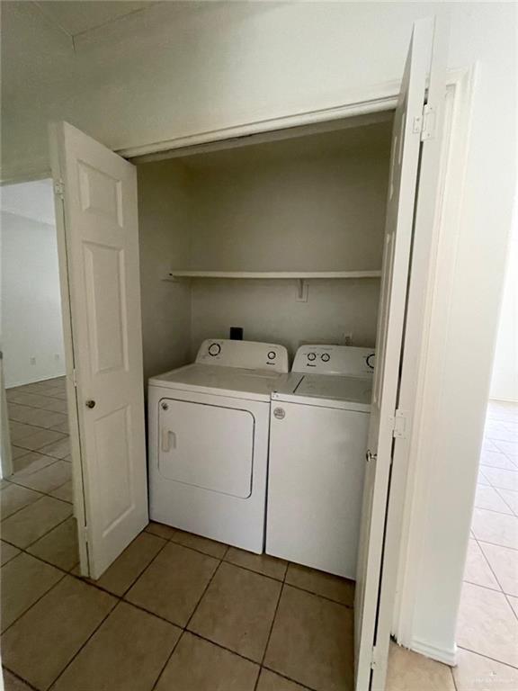 Photo 3 of 1806 Ironwood Street