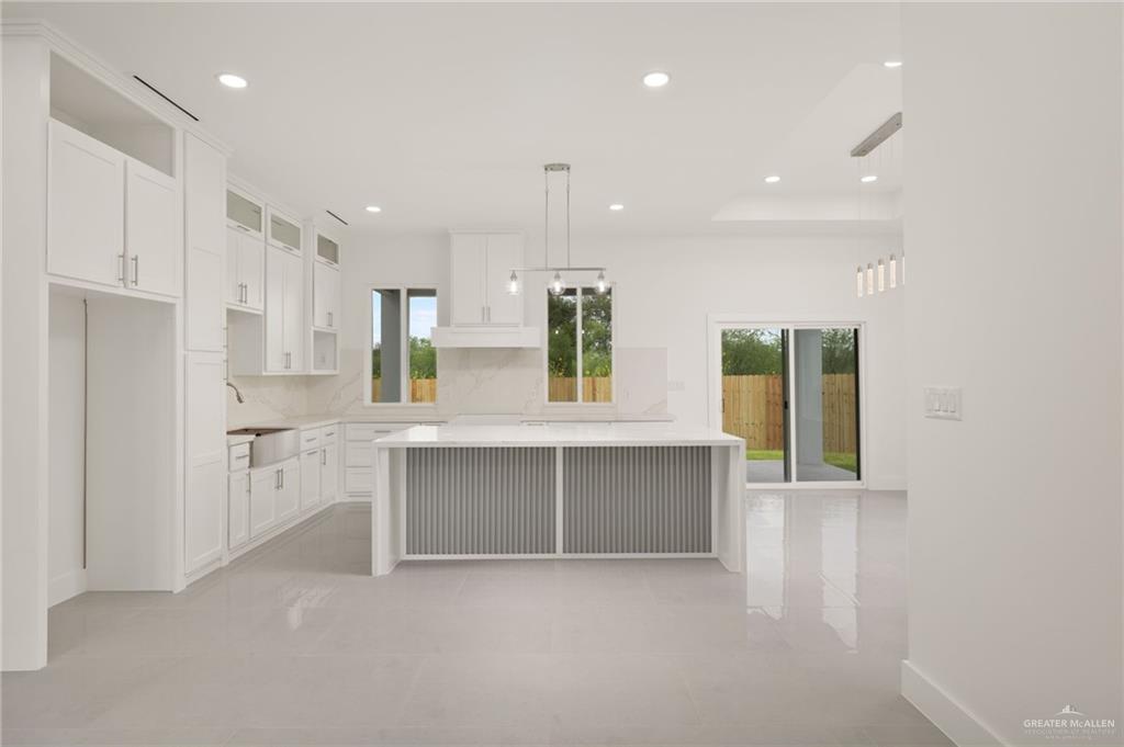 Photo 5 of 1033 Solaris Lane