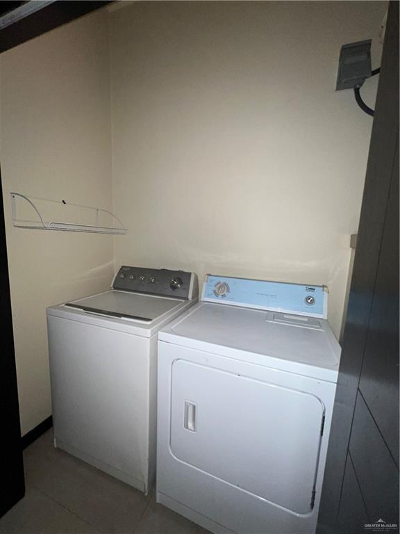 Photo 11 of 4217 Colbath Avenue #250b