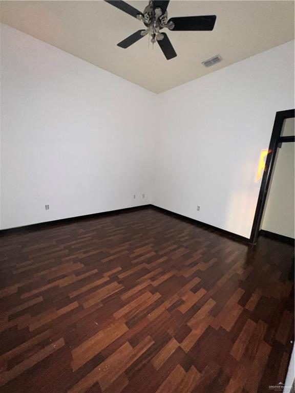 Photo 8 of 4217 Colbath Avenue #250b