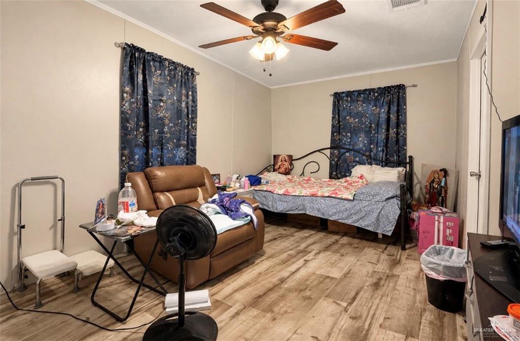 Photo 8 of 1320 Logan Drive