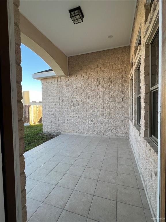 Photo 21 of 304 Mockingbird Avenue