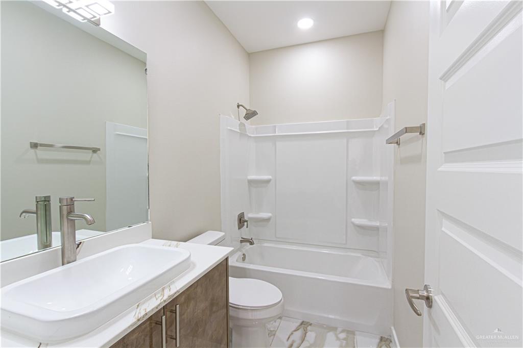 Photo 10 of 509 Emerald Avenue #1,2,3,4