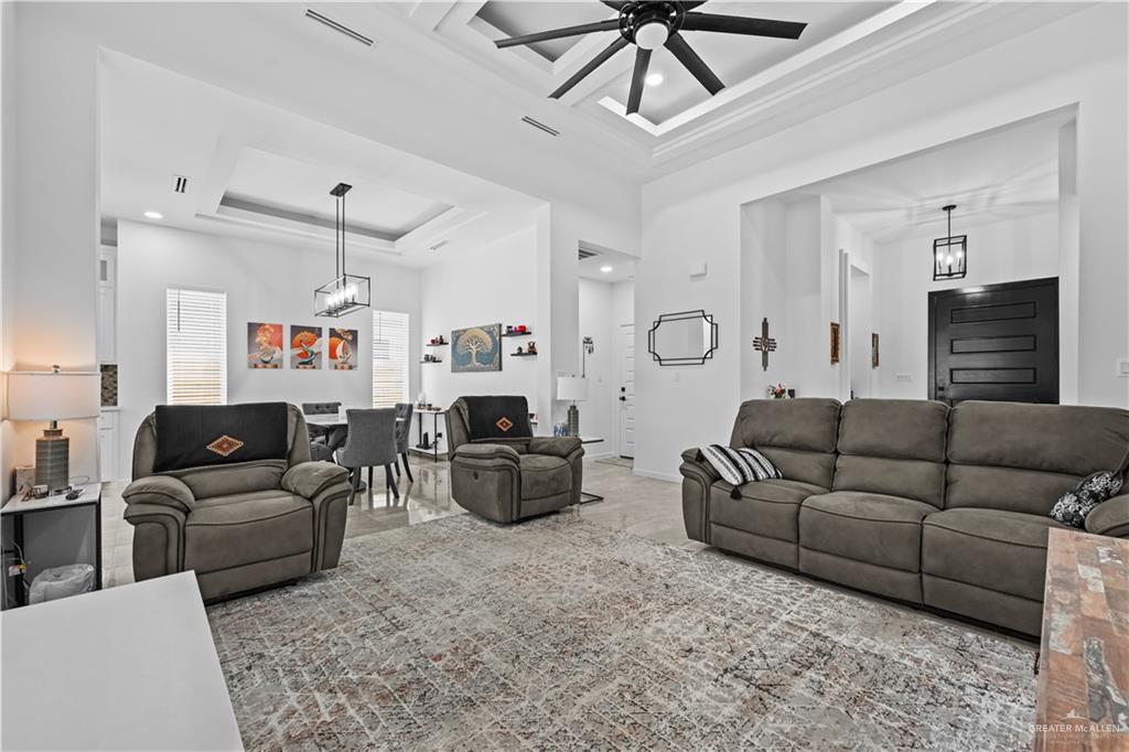 Photo 4 of 2729 Conroe Road