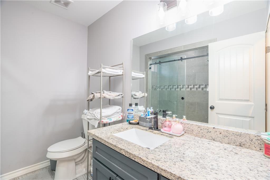 Photo 11 of 334 Ciro Caceres Avenue