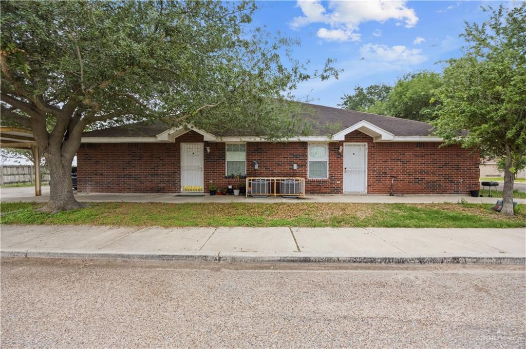Photo 1 of 1206 Prosperity Drive, Edinburg