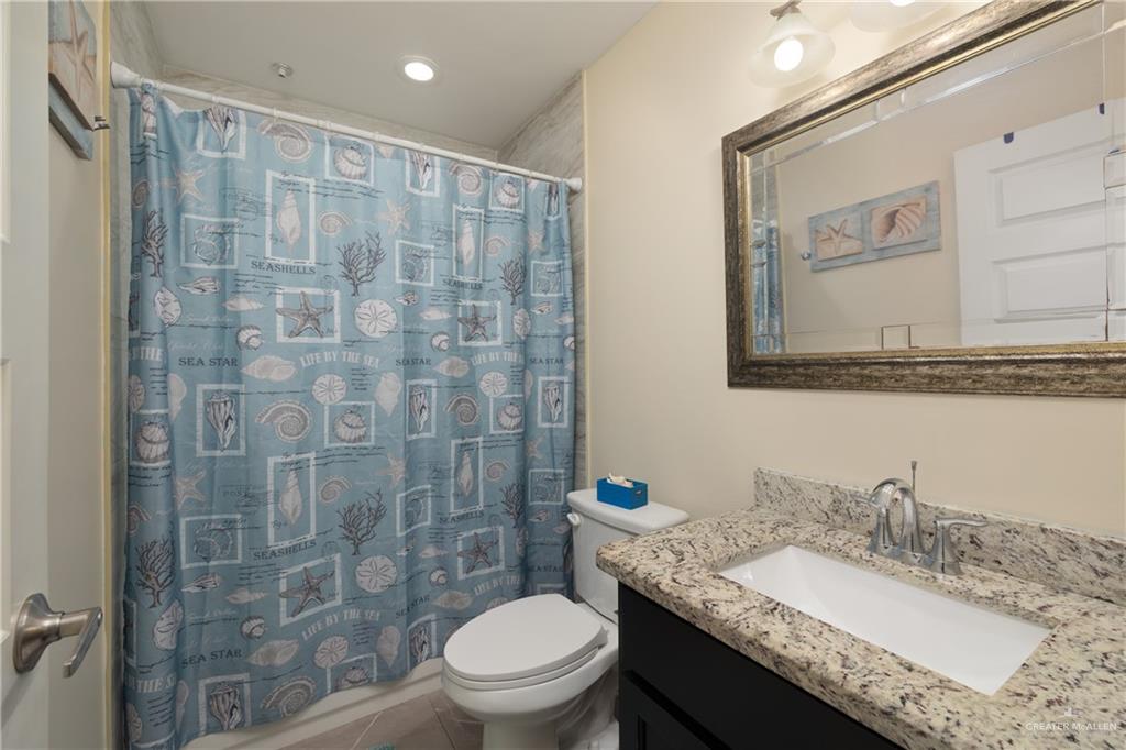 Photo 12 of 1407 Combes Avenue