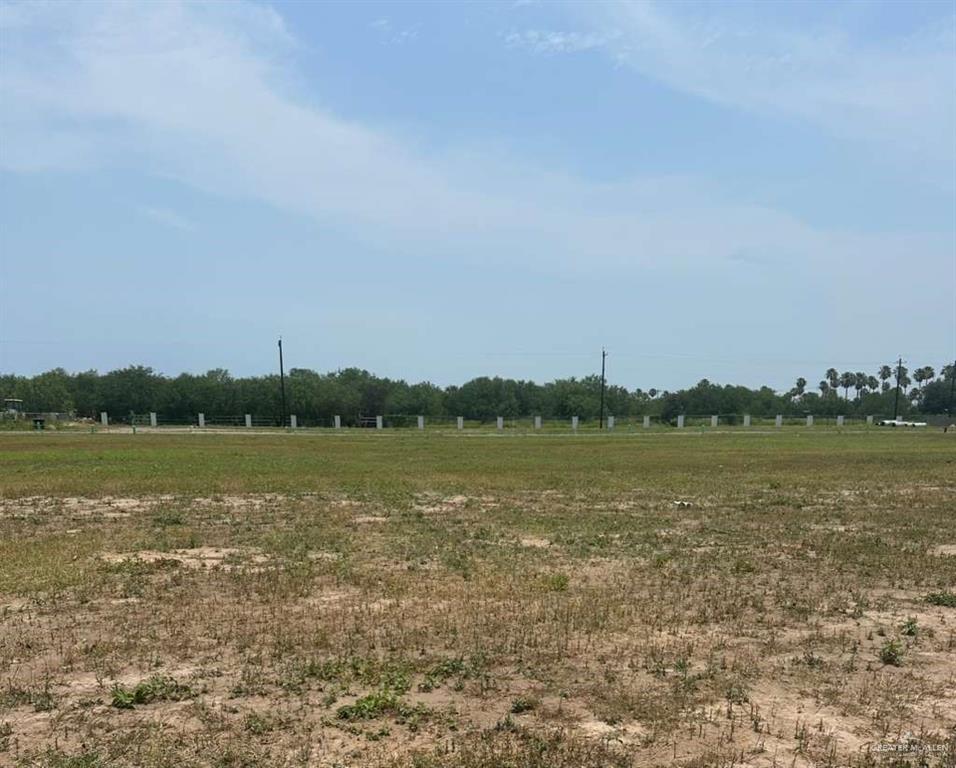 Photo 1 of 3004 Santa Clarita, Weslaco