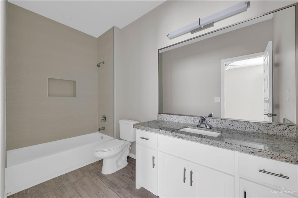 Photo 12 of 5105 Dahlia Street #3