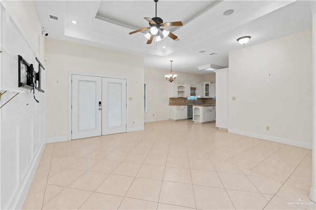 Photo 7 of 4909 Hummer Lane