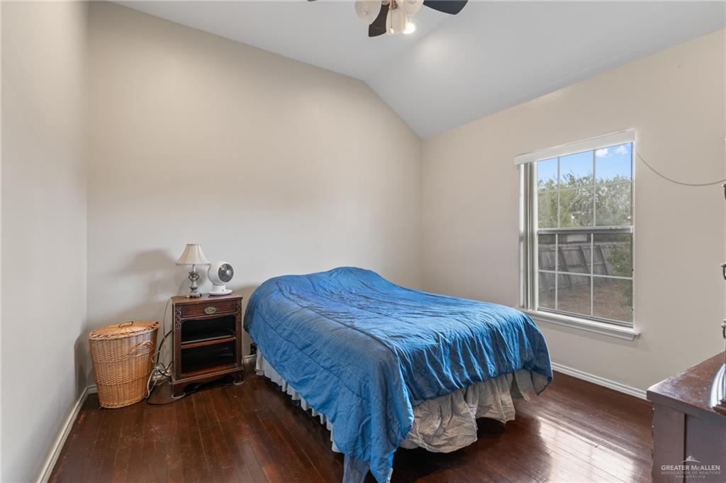 Photo 17 of 1644 Murrah Street
