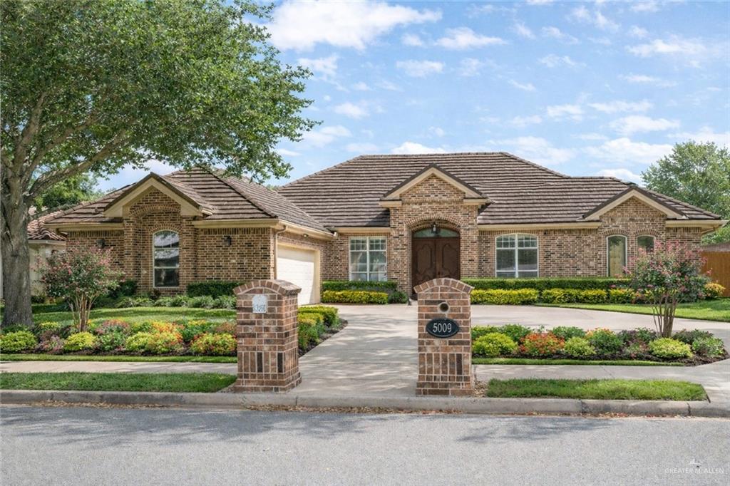 Photo 1 of 5009 Redwood Avenue, McAllen