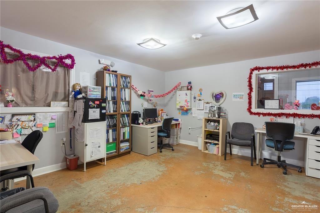 Photo 13 of 1212 Raul Longoria Road