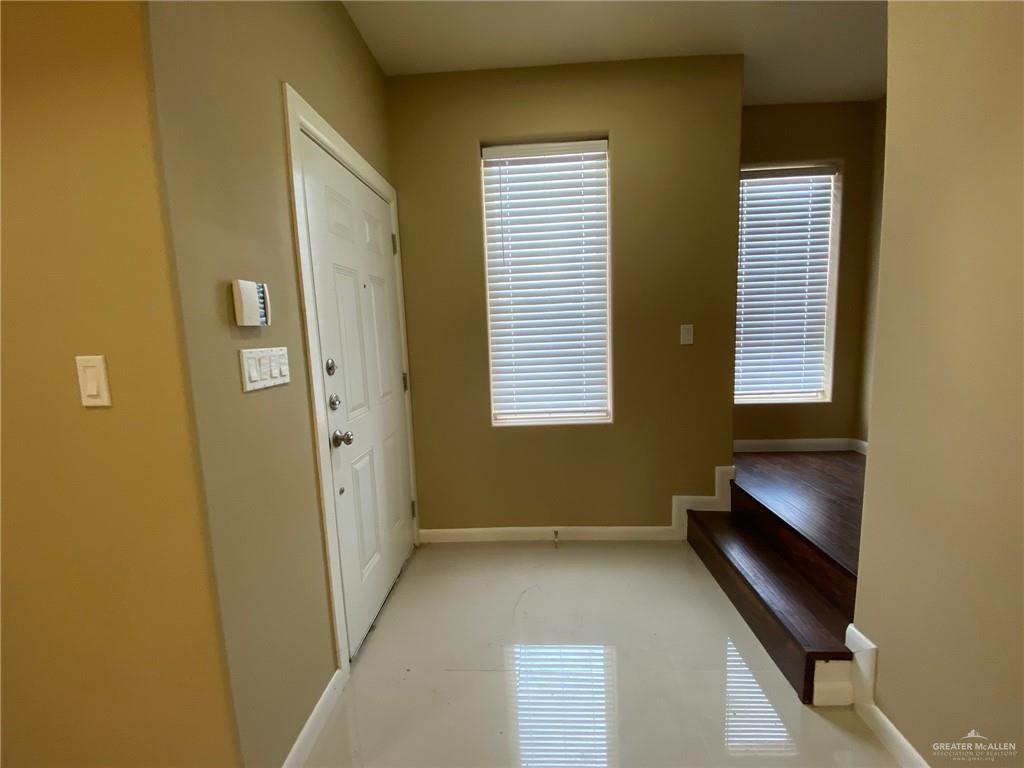 Photo 23 of 1204 Pineridge Avenue #4