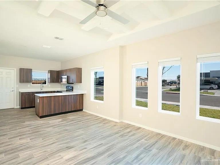Photo 2 of 4209 La Vista Avenue #4