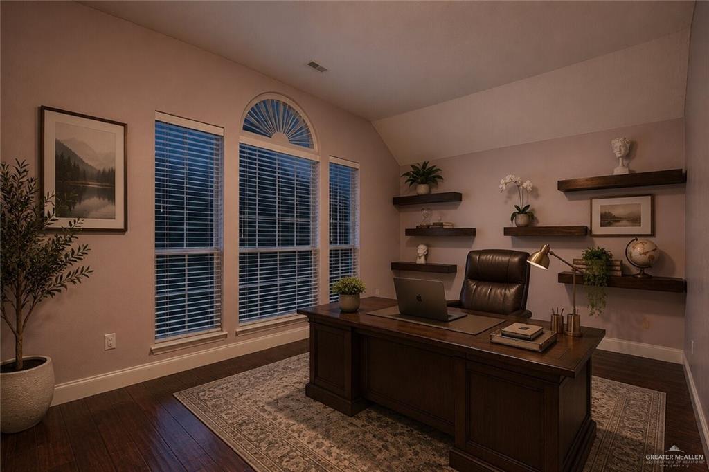 Photo 11 of 2805 Santa Susana Street