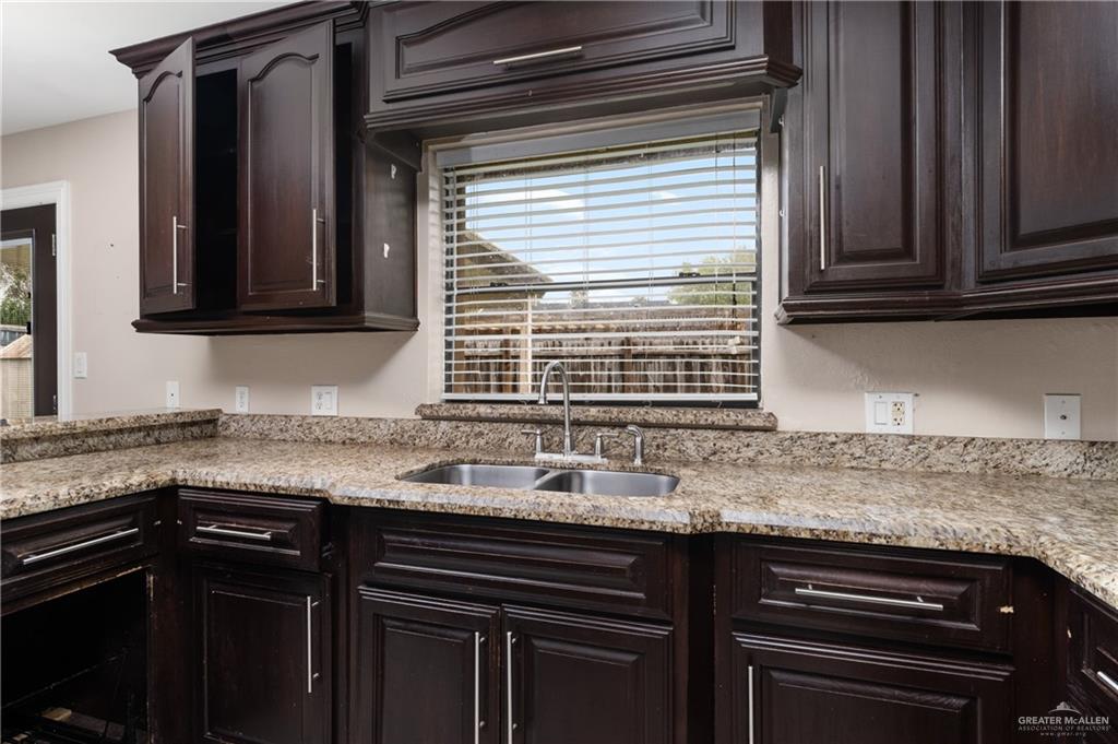 Photo 6 of 1312 Bluewing Circle