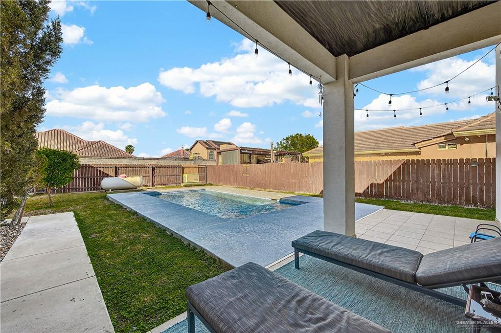 Photo 18 of 1700 Ventura Drive