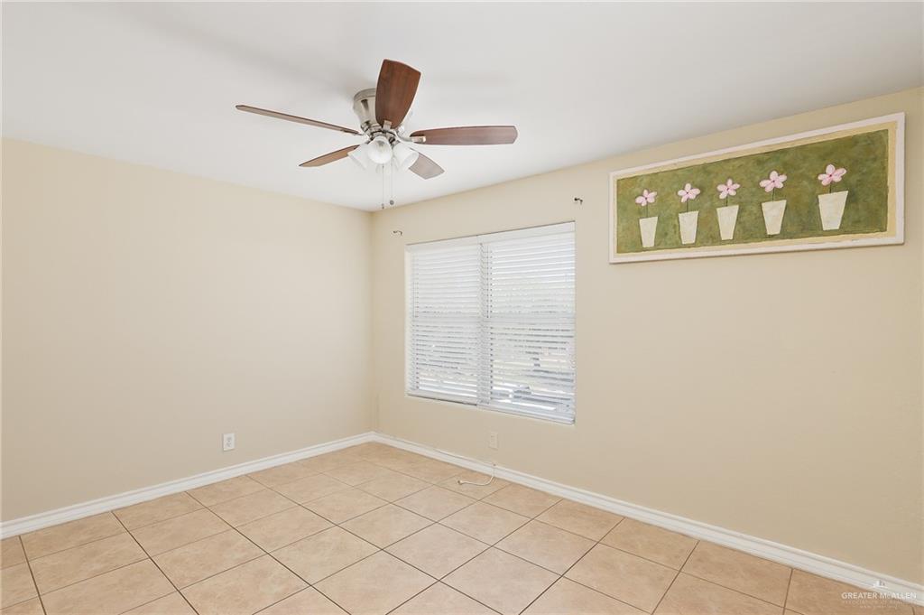Photo 7 of 2716 27th Lane