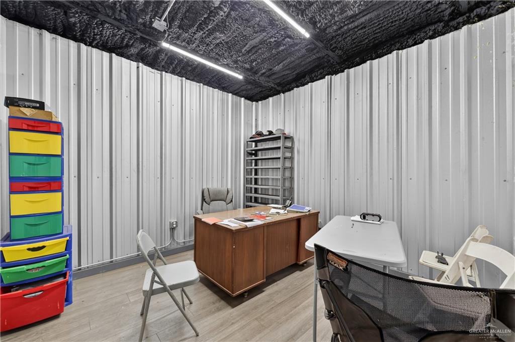 Photo 10 of 7521 Cage Boulevard