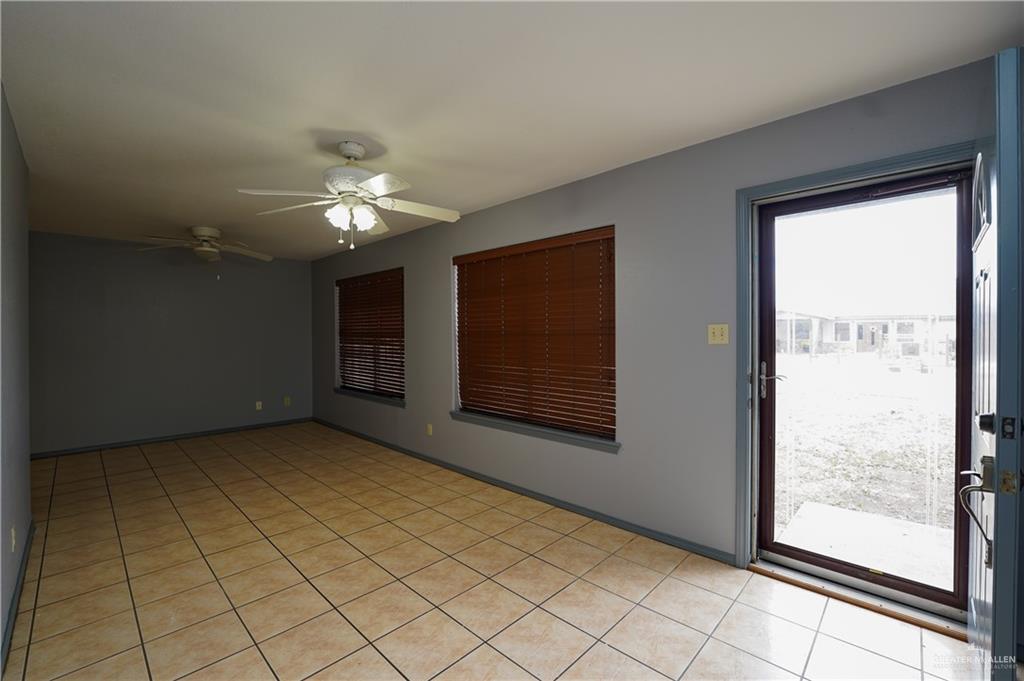 Photo 8 of 204 Gomez Drive