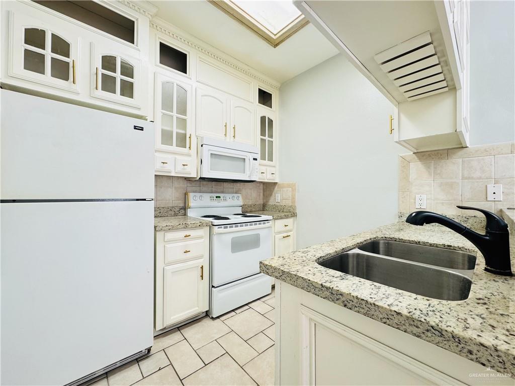 Photo 43 of 602 Buena Vista Drive