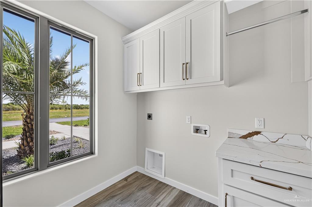 Photo 18 of 21078 Azalea Street