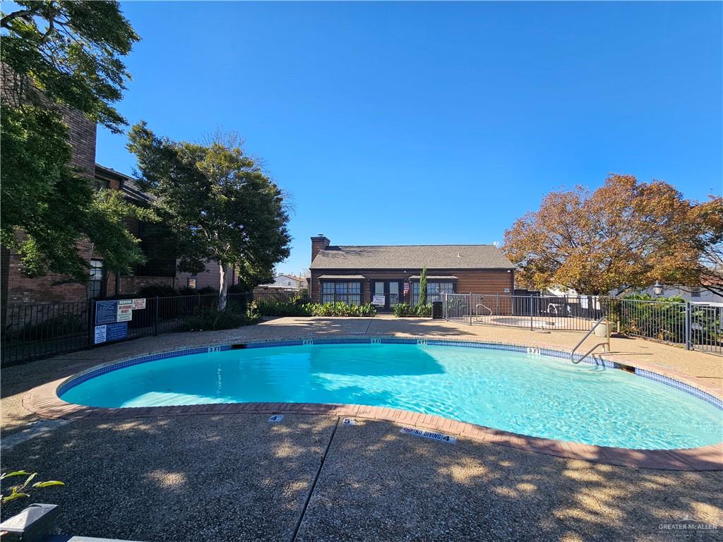 Photo 14 of 4803 Hamilton Wolfe Road #106