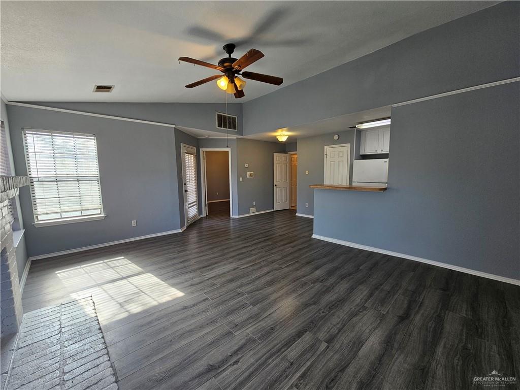 Photo 2 of 4803 Hamilton Wolfe Road #106