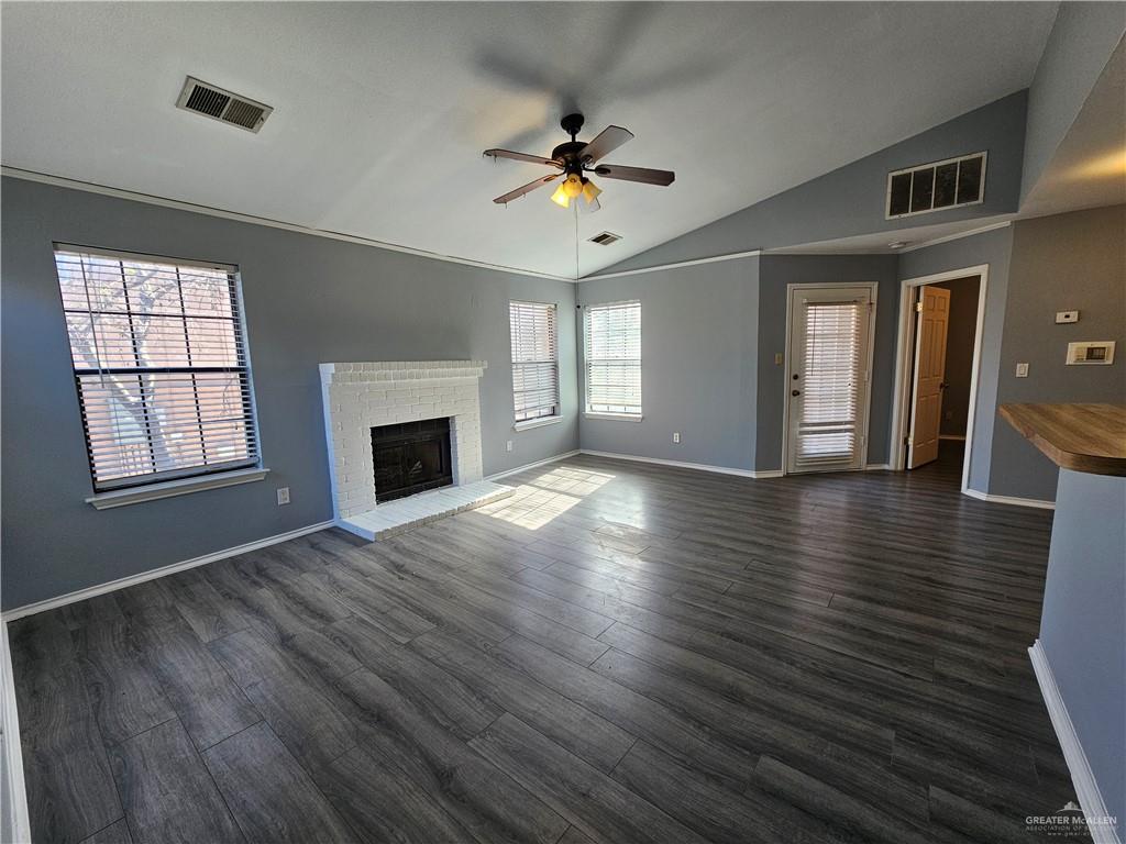 Photo 4 of 4803 Hamilton Wolfe Road #106