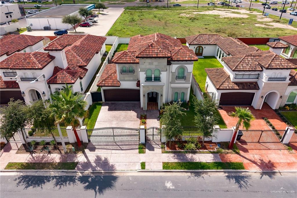 Photo 2 of 5105 Pecan Avenue